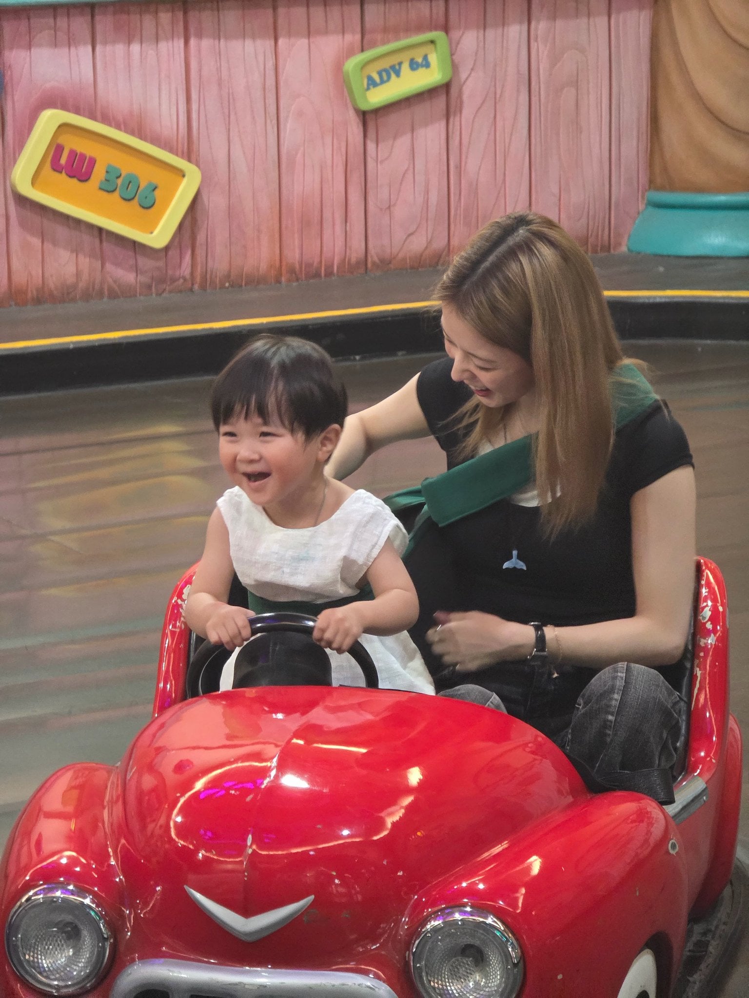 [잡담] 신인배우가 노출이 심하다... | 인스티즈