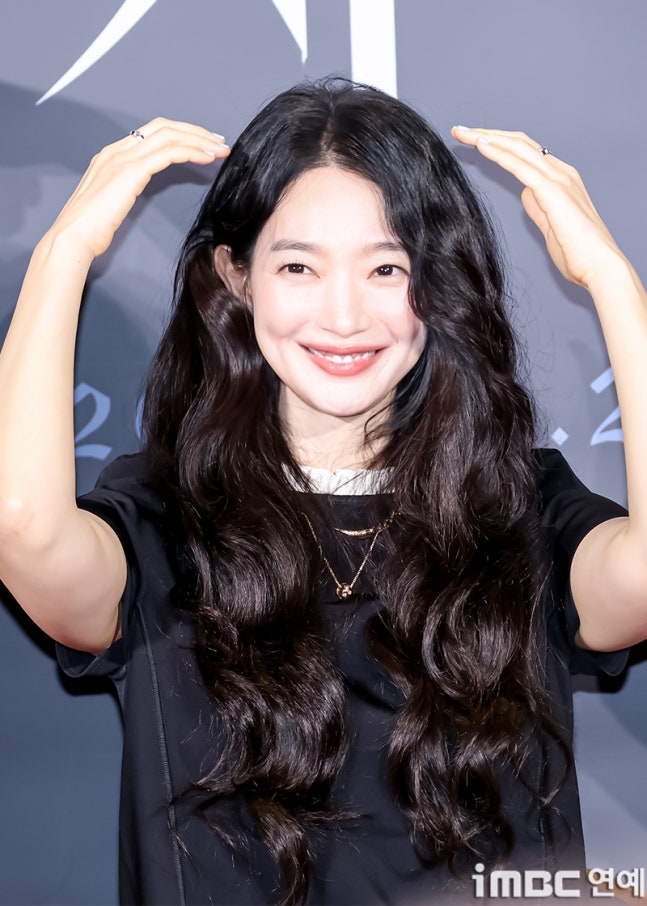 [잡담] 신민아) 오늘자 눈동자 기자간담회 참석한 신민아 기사사진 | 인스티즈