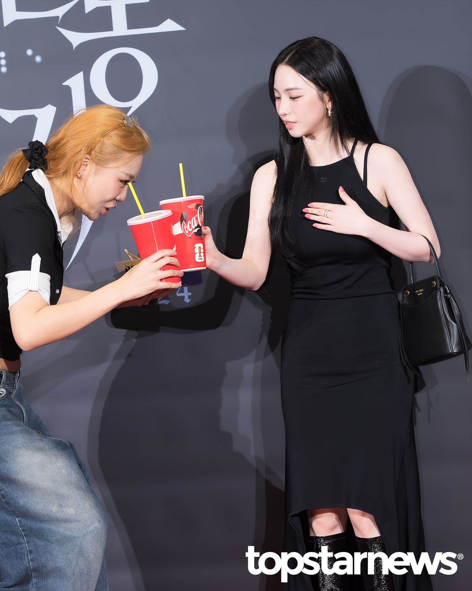 [잡담] 영지랑 카리나랑 같이 시사회갔넹 | 인스티즈