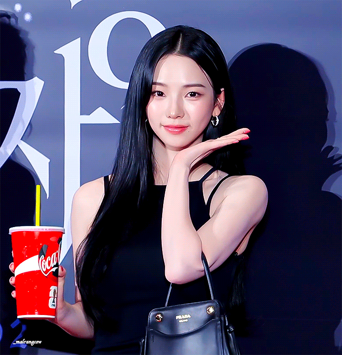 [잡담] [카리나] 260615 눈동자 시사회 GIF | 인스티즈