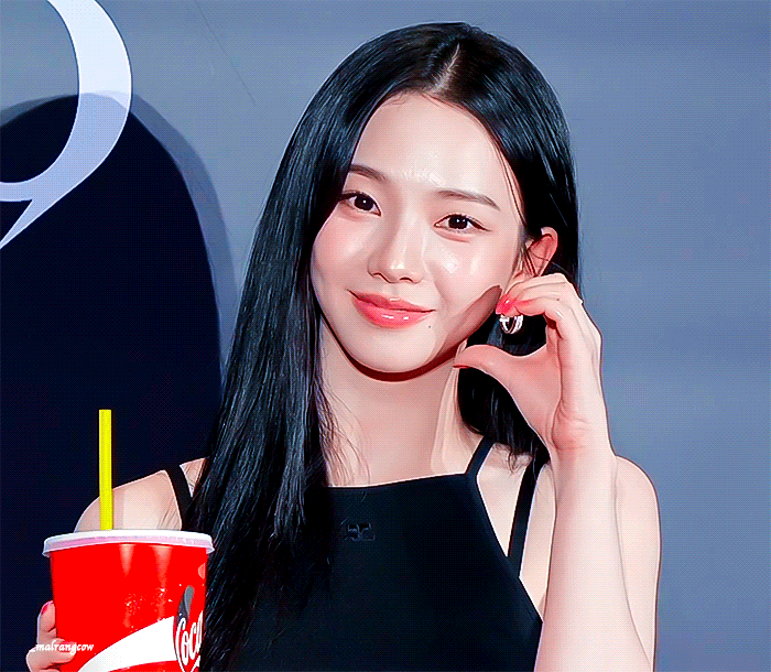 [잡담] [카리나] 260615 눈동자 시사회 GIF | 인스티즈