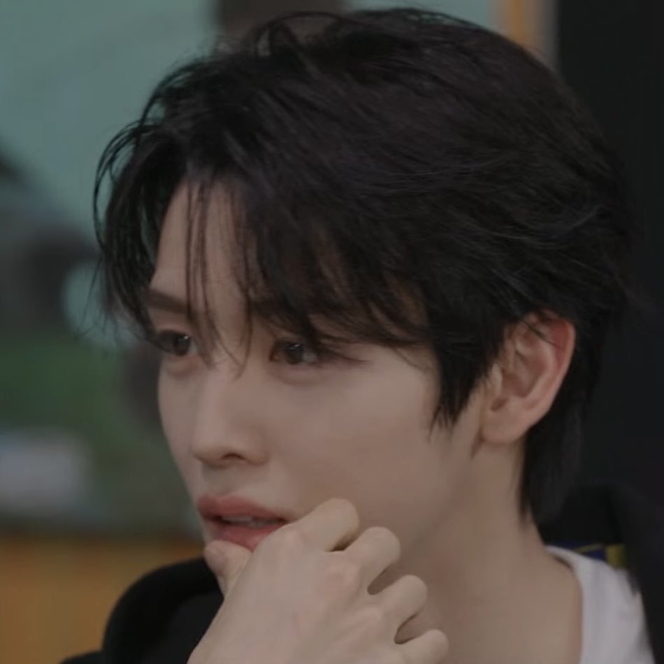 [잡담] 성찬이 오늘 헤메 ㄹㅈㄷ같음 | 인스티즈