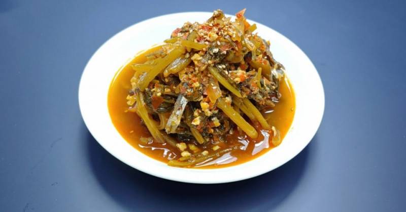 [잡담] 열무랑 멸치 된장 들기름 넣고 지져먹으면 꿀맛인데 | 인스티즈
