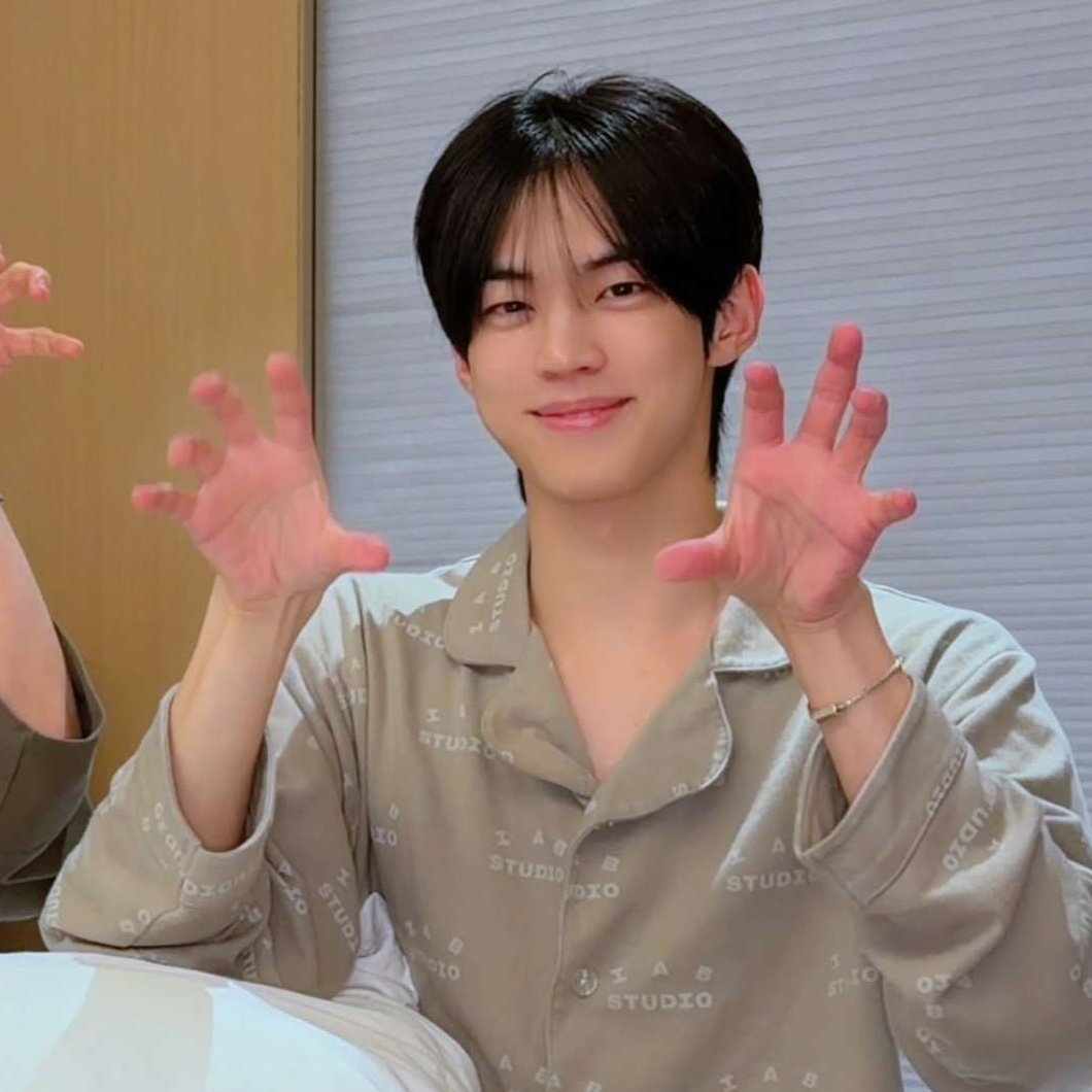 [잡담] 어제 도훈이 !! | 인스티즈