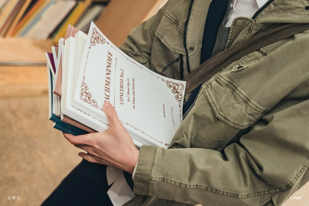 [잡담] 이준영 포핸즈캐 난 피아노치면 굶어죽어요 | 인스티즈