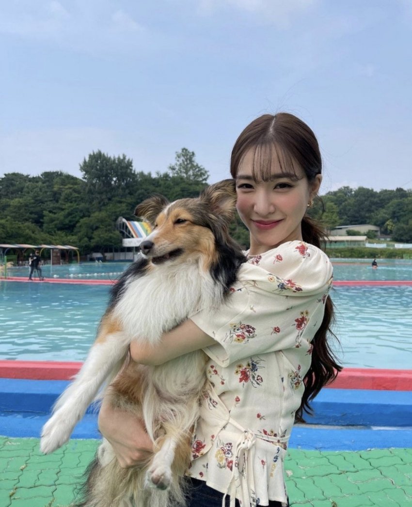 [잡담] 이분 누구셔…? 어디서 많이 봤는데 ㅠㅠ | 인스티즈