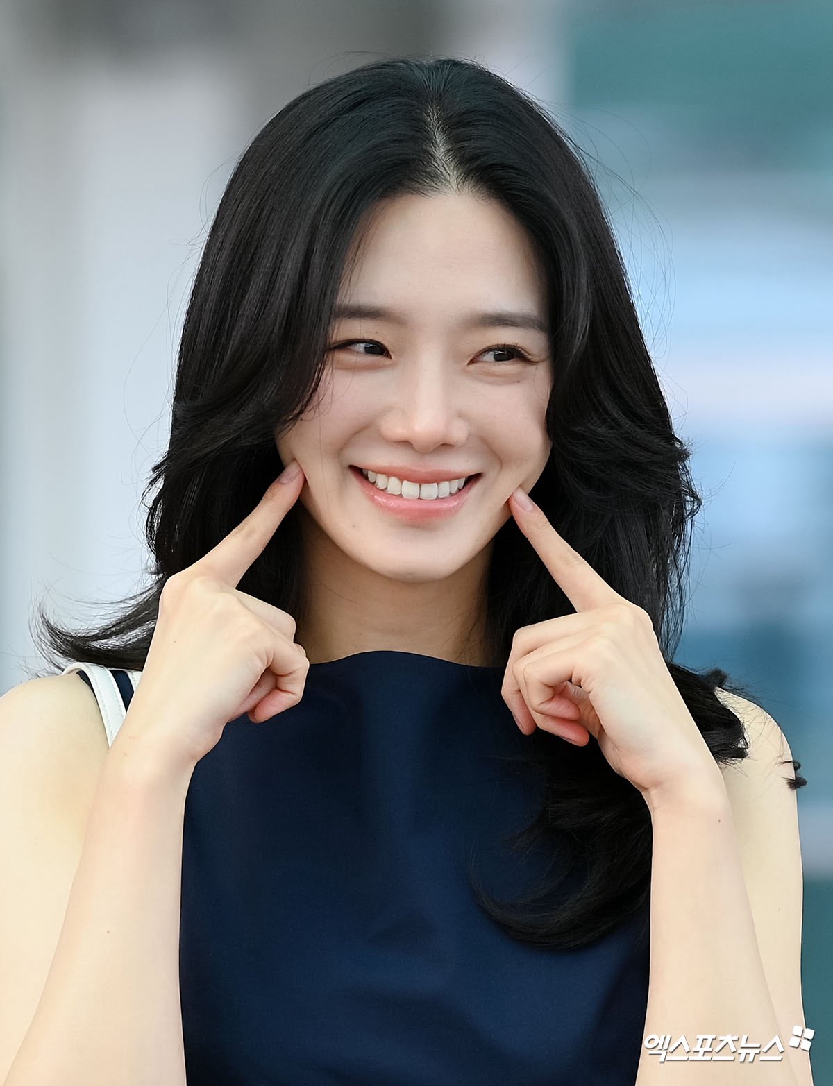 [잡담] 박규영) 260617 뉴욕 출국한 박규영 기사사진 | 인스티즈