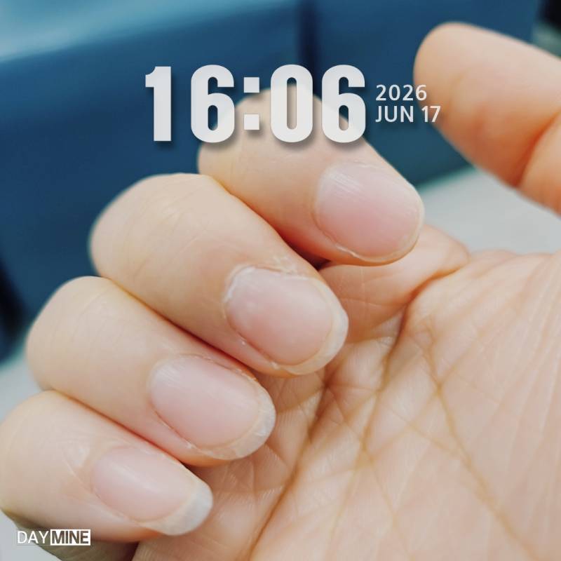 [잡담] 나 손톱 너무 길지?? | 인스티즈