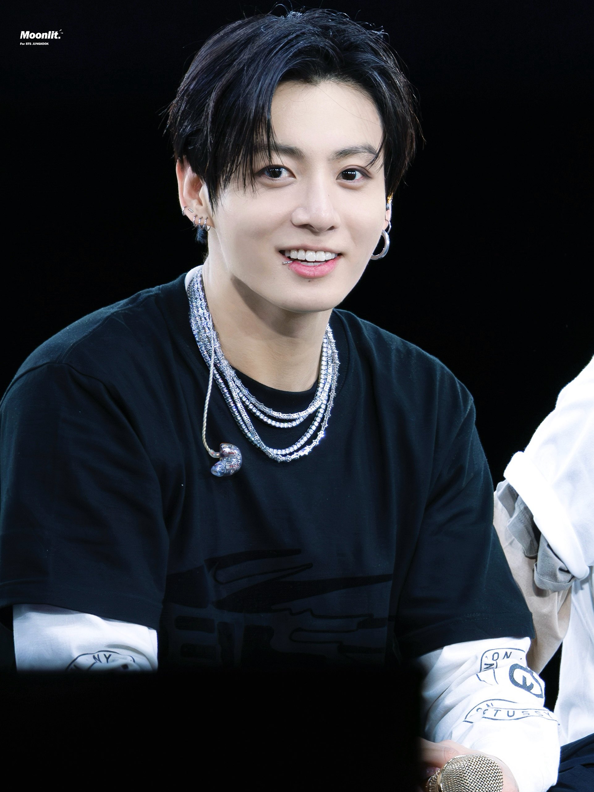 [잡담] 정국이 잠 못자서 겹쌍꺼풀 된거봐 | 인스티즈