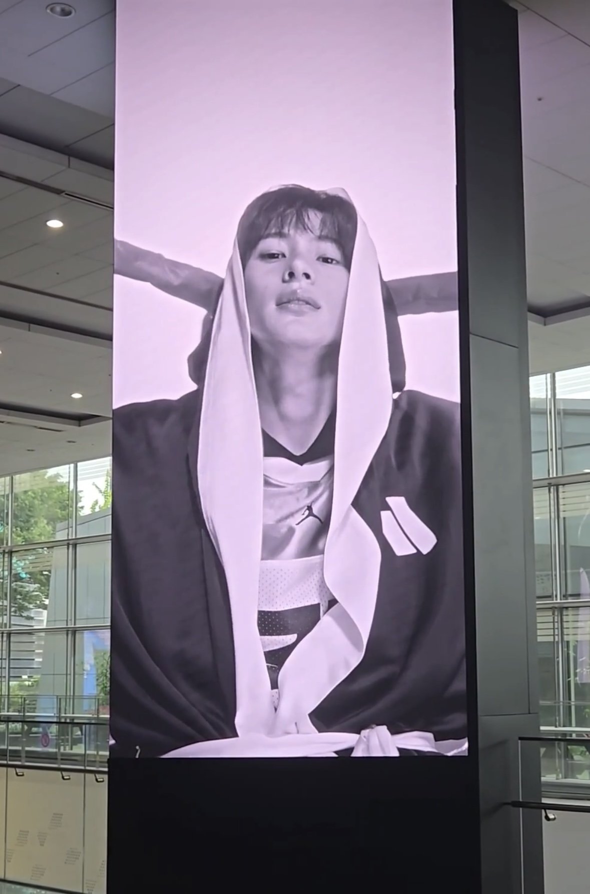 [잡담] 와 코엑스 앤톤 광고 개미쳣다… | 인스티즈