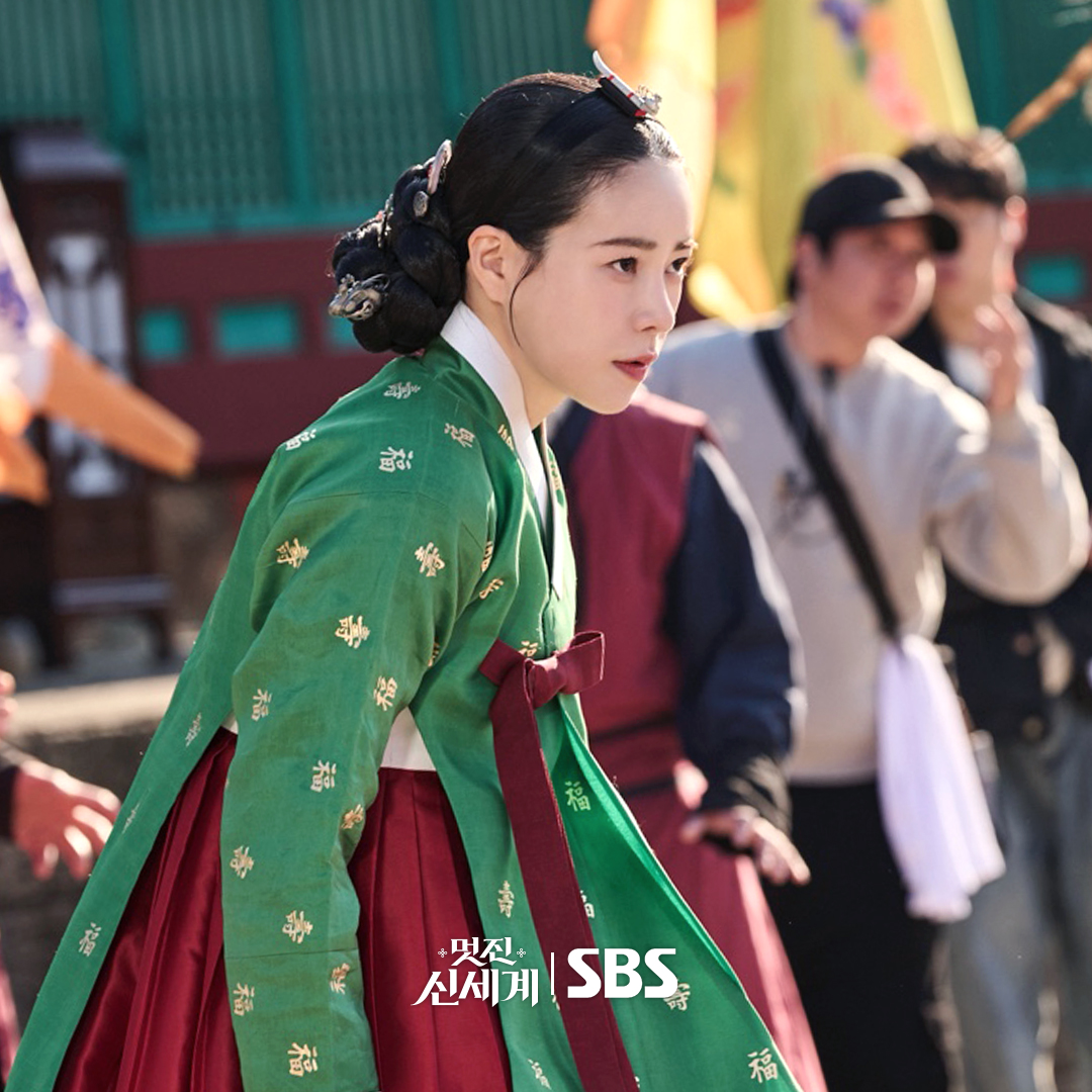[정보/소식] 멋진신세계) 정말 빛이 나네 멋진 신세계와 함께하니💕함께한 이 순간 평생 잊지 않기로 계약 체결🤝 | 인스티즈