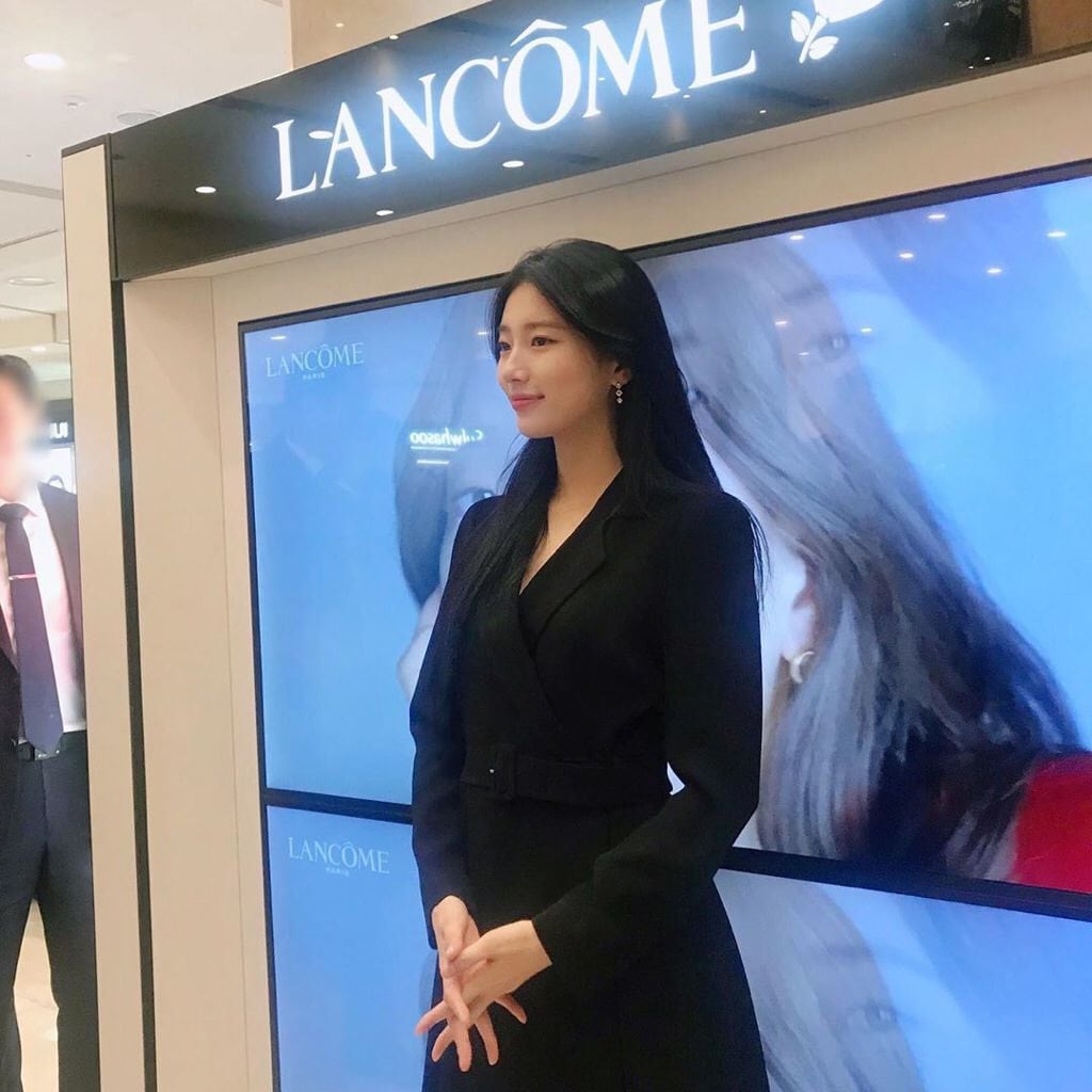 [잡담] 수지) 폰카로 찍은 배수지 실물 | 인스티즈