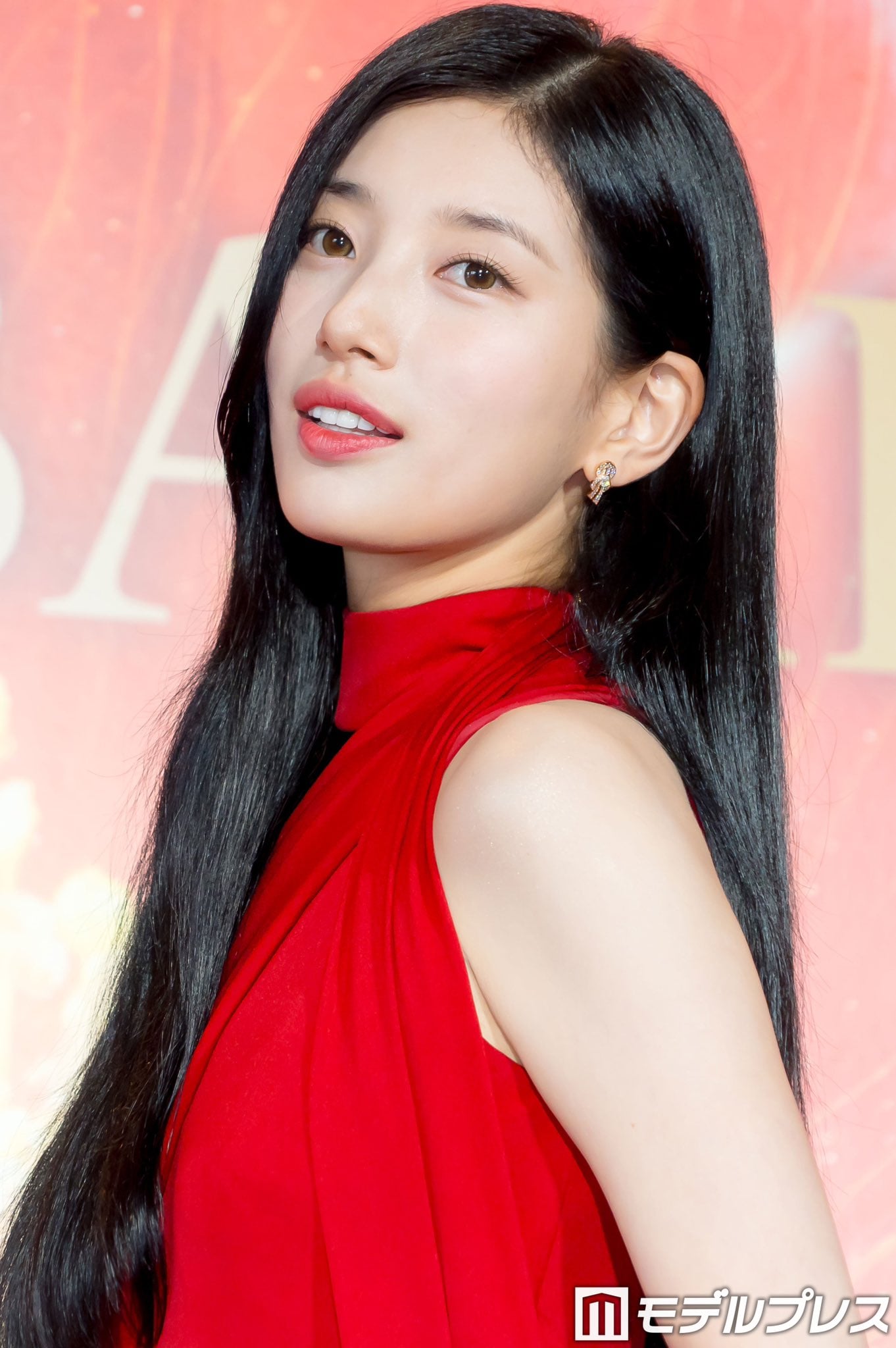 [잡담] 수지) 오늘자 츠바키 20주년 행사 수지 기사사진 | 인스티즈