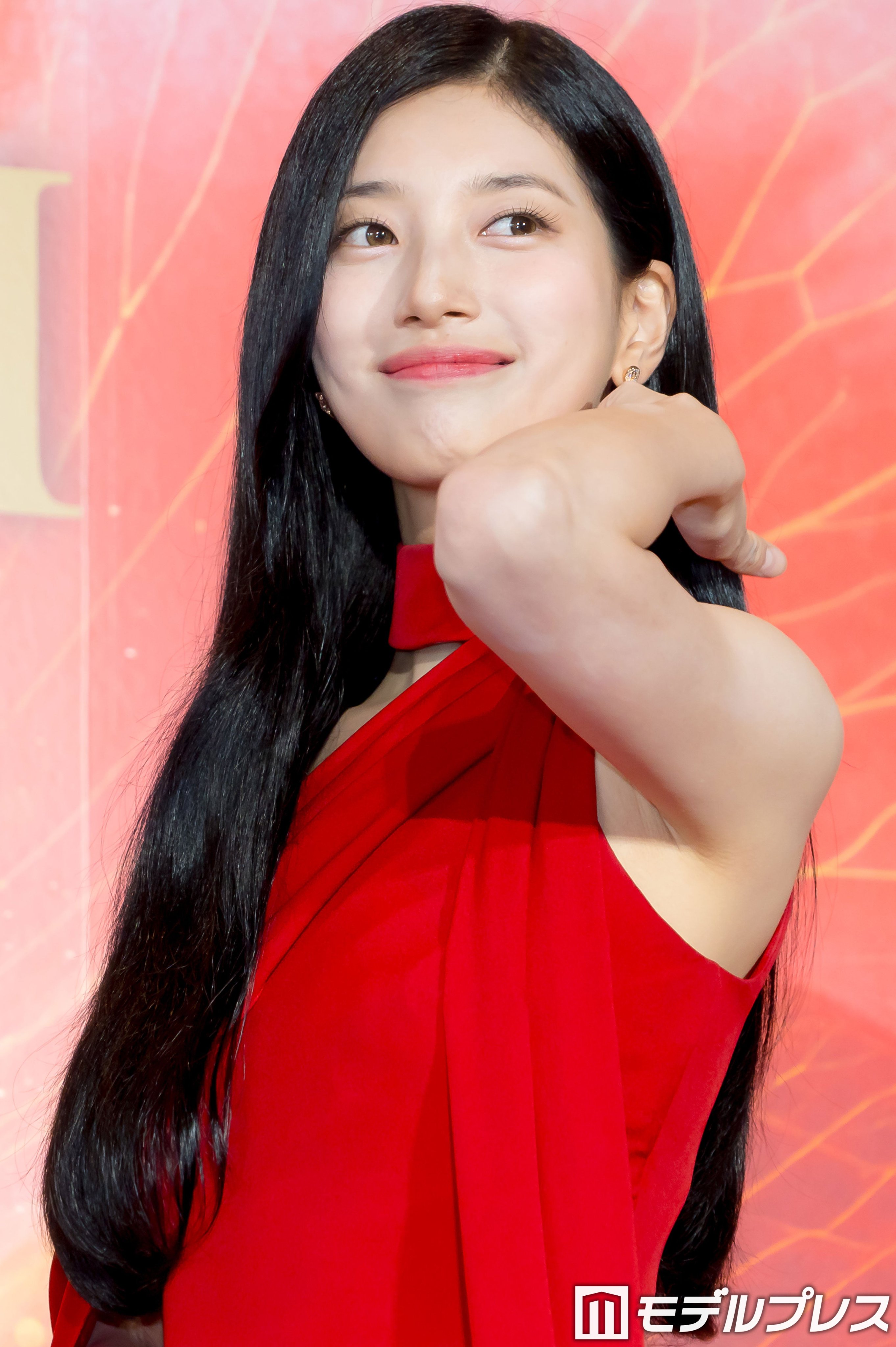 [잡담] 수지) 오늘자 츠바키 20주년 행사 수지 기사사진 | 인스티즈