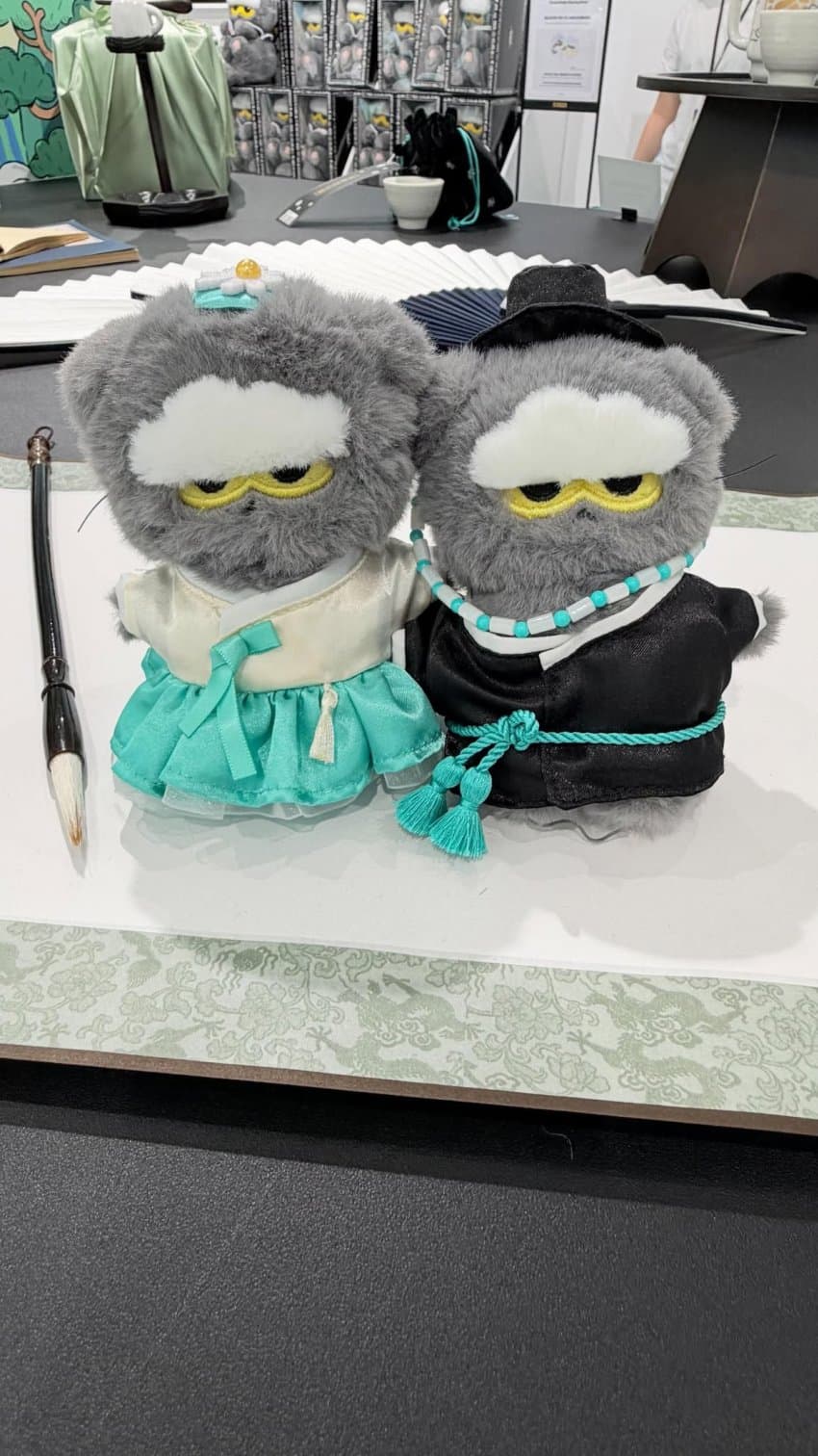 [잡담] 지디 뚱냥이 궁민박 콜라보 진짜 갖고싶게 생기지 않음..? | 인스티즈