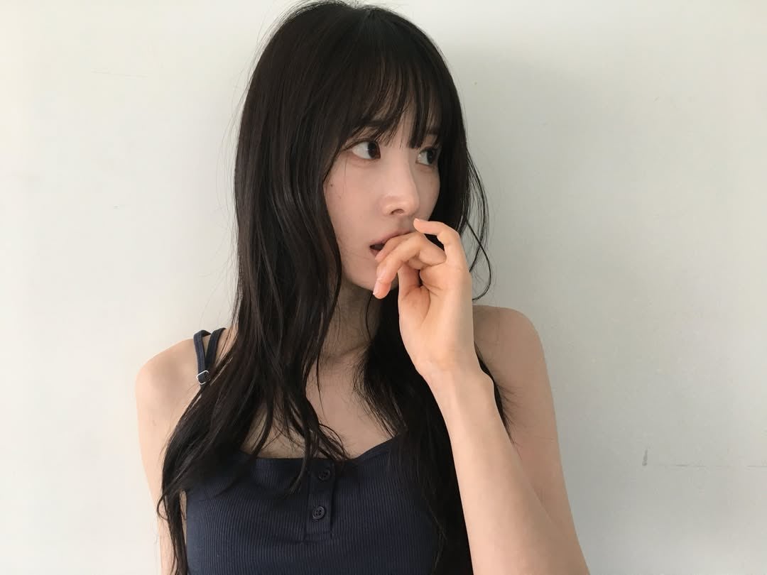[잡담] 설아 얼굴 진짜 분위기있어.. | 인스티즈