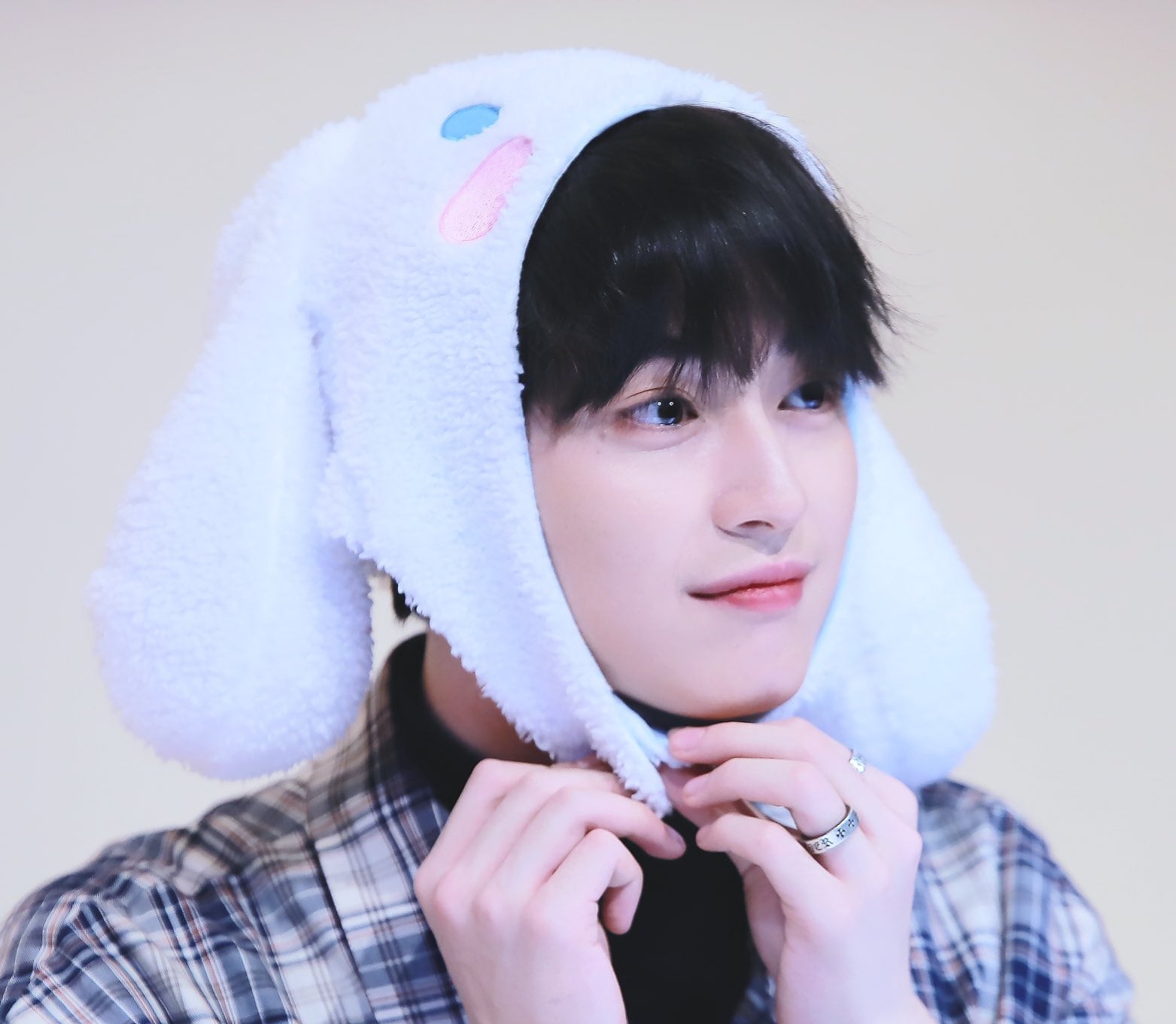 [잡담] 난 얘 이 얼굴로 못 뜬 게 너무 아쉬워 | 인스티즈