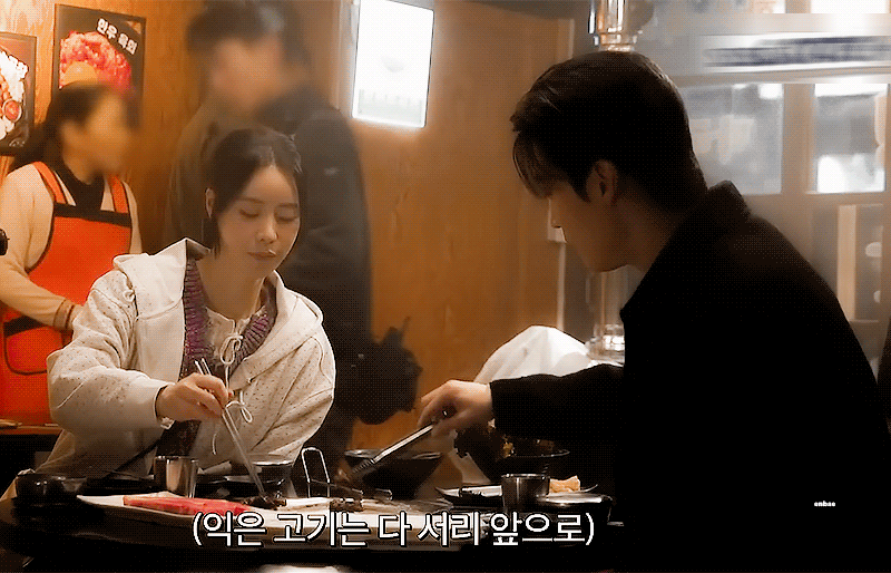 [잡담] 멋진신세계) 메이킹에서 고기구워먹는거 귀엽다 | 인스티즈