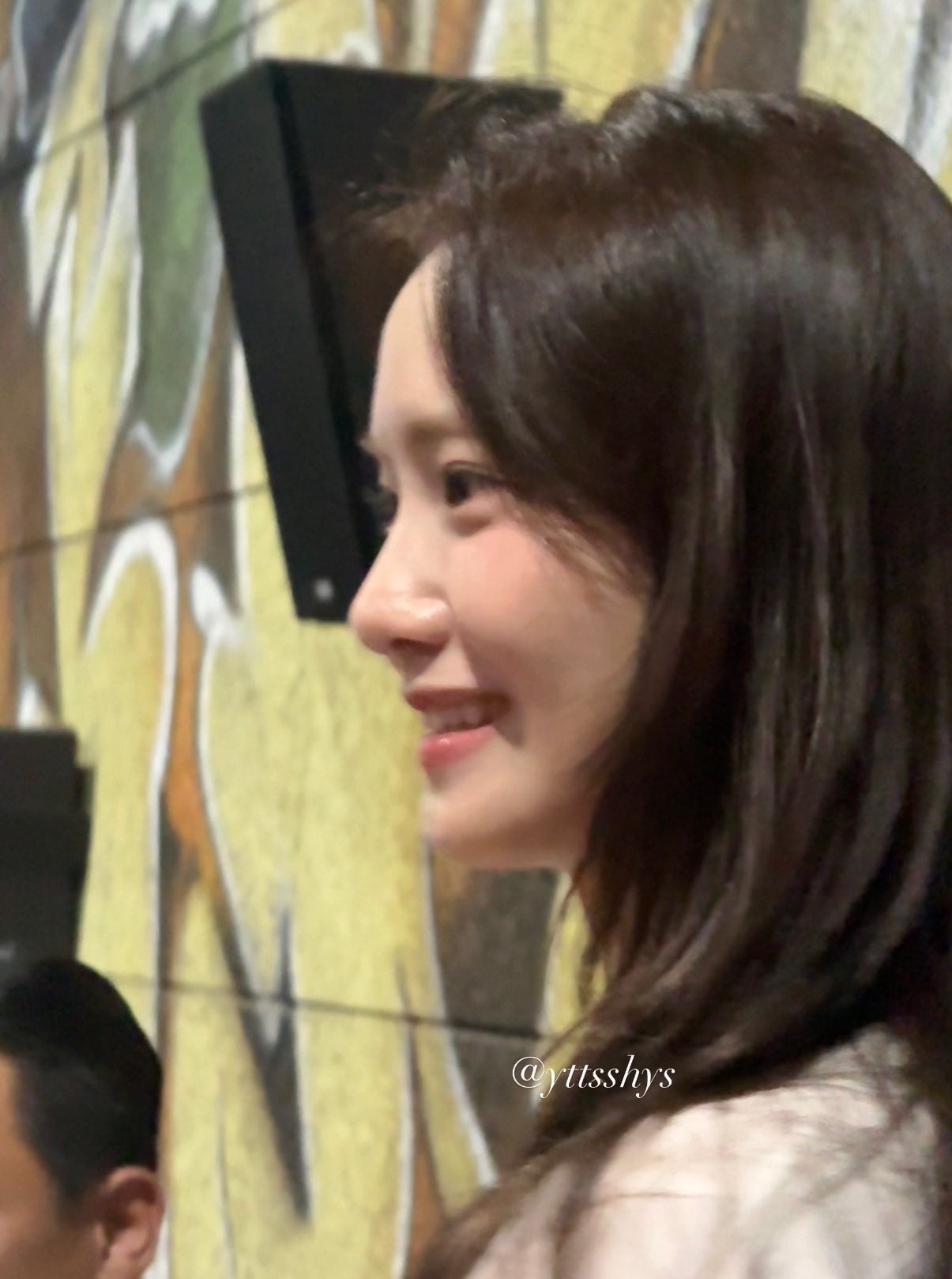 [잡담] 윤아) 윤아 폰카 근접 실물짤 | 인스티즈
