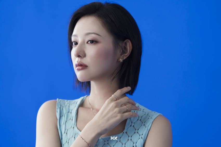 [잡담] 배우 김지원 소속사 올린 스톤헨지 비하인드 사진들 | 인스티즈