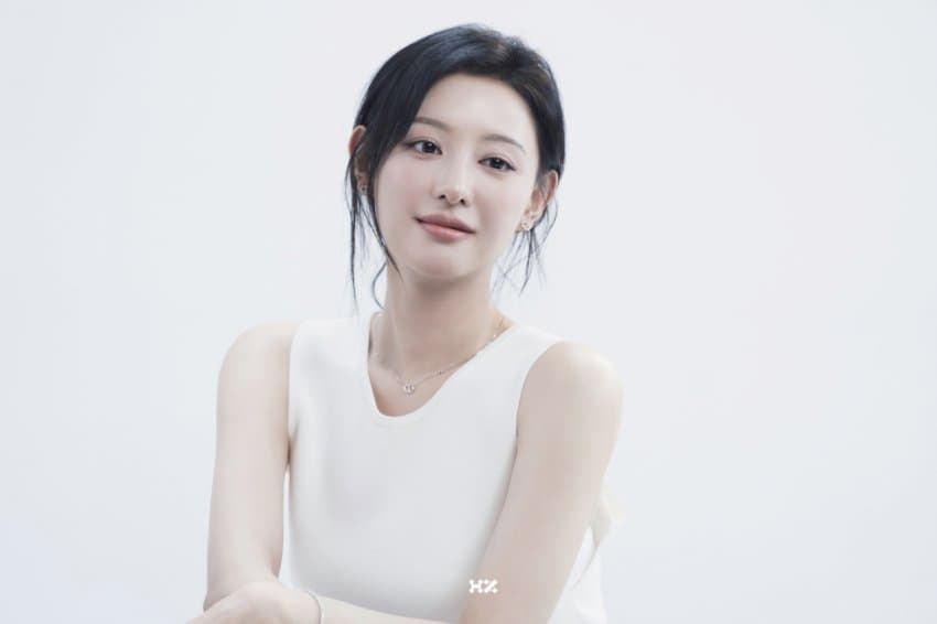 [잡담] 배우 김지원 소속사 올린 스톤헨지 비하인드 사진들 | 인스티즈
