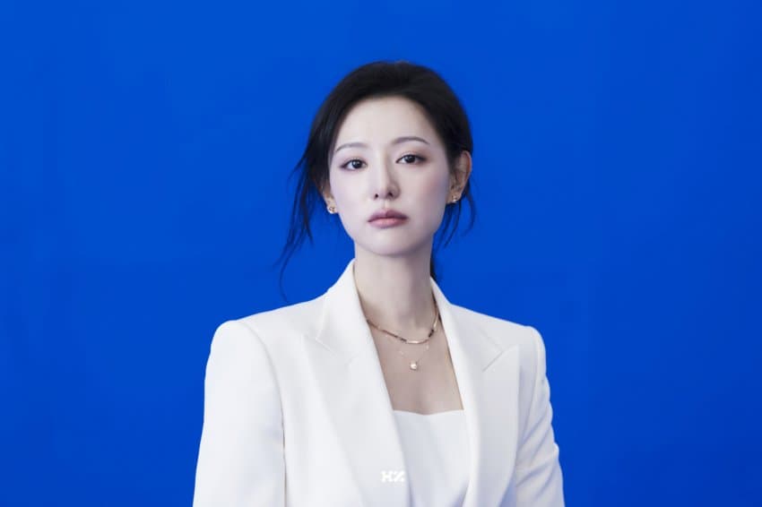 [잡담] 배우 김지원 소속사 올린 스톤헨지 비하인드 사진들 | 인스티즈