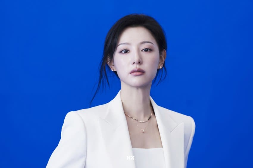 [잡담] 배우 김지원 소속사 올린 스톤헨지 비하인드 사진들 | 인스티즈