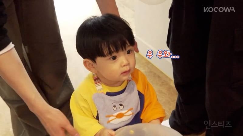20년이 지나도 여전히 아기들이 무서워하는 김태우 | 인스티즈