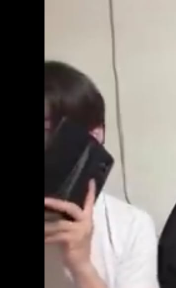 [잡담] 킥플립 계훈이 폰케 봐 | 인스티즈
