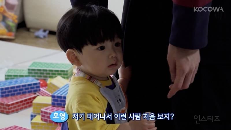 20년이 지나도 여전히 아기들이 무서워하는 김태우 | 인스티즈