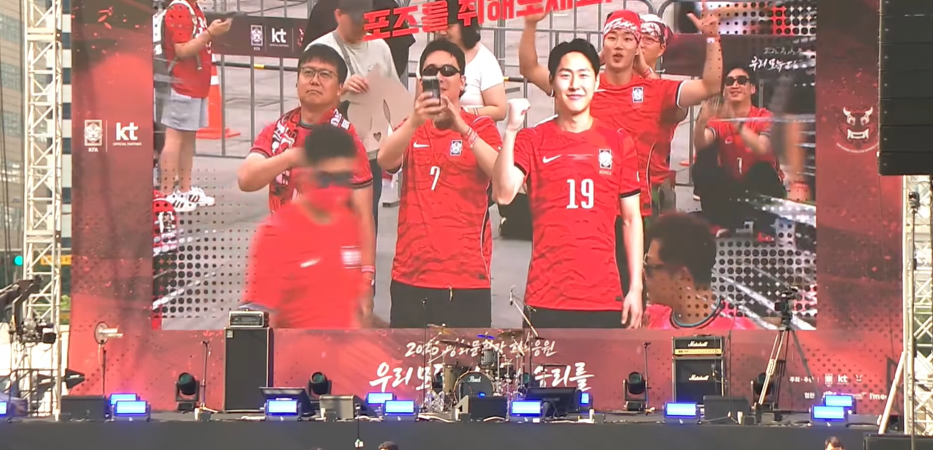 [잡담] 광화문 가수 오나봐 | 인스티즈