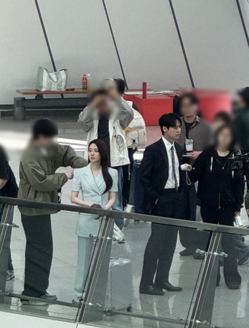 [잡담] 오싹한연애) 공항 목격짤 또 떴다 | 인스티즈