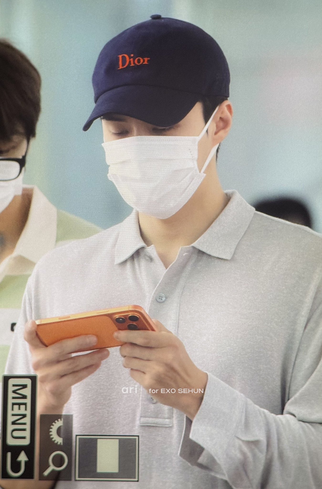 [잡담] 어제자 엑소 근황 폰게임 붐 옴 | 인스티즈