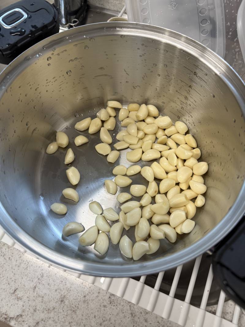[잡담] 마늘을 이 정도 넣어줘야 맛난 백숙이 되는거쥐 | 인스티즈