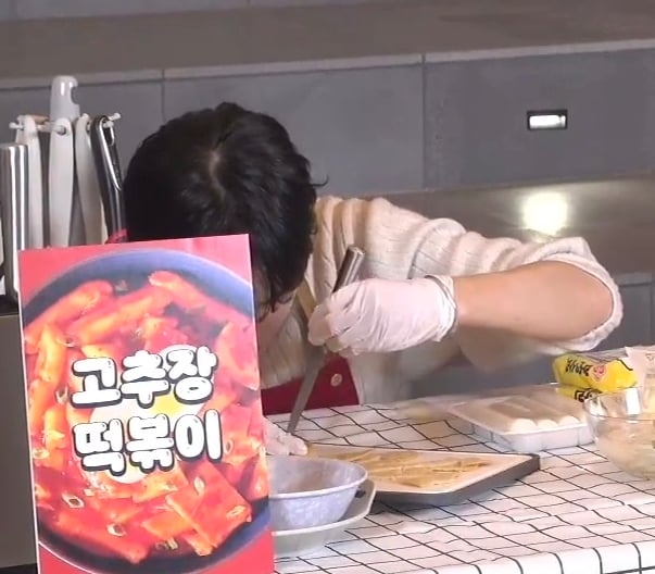 [잡담] 사랑정성 가득한데 우당탕탕 허당인 도훈이 | 인스티즈