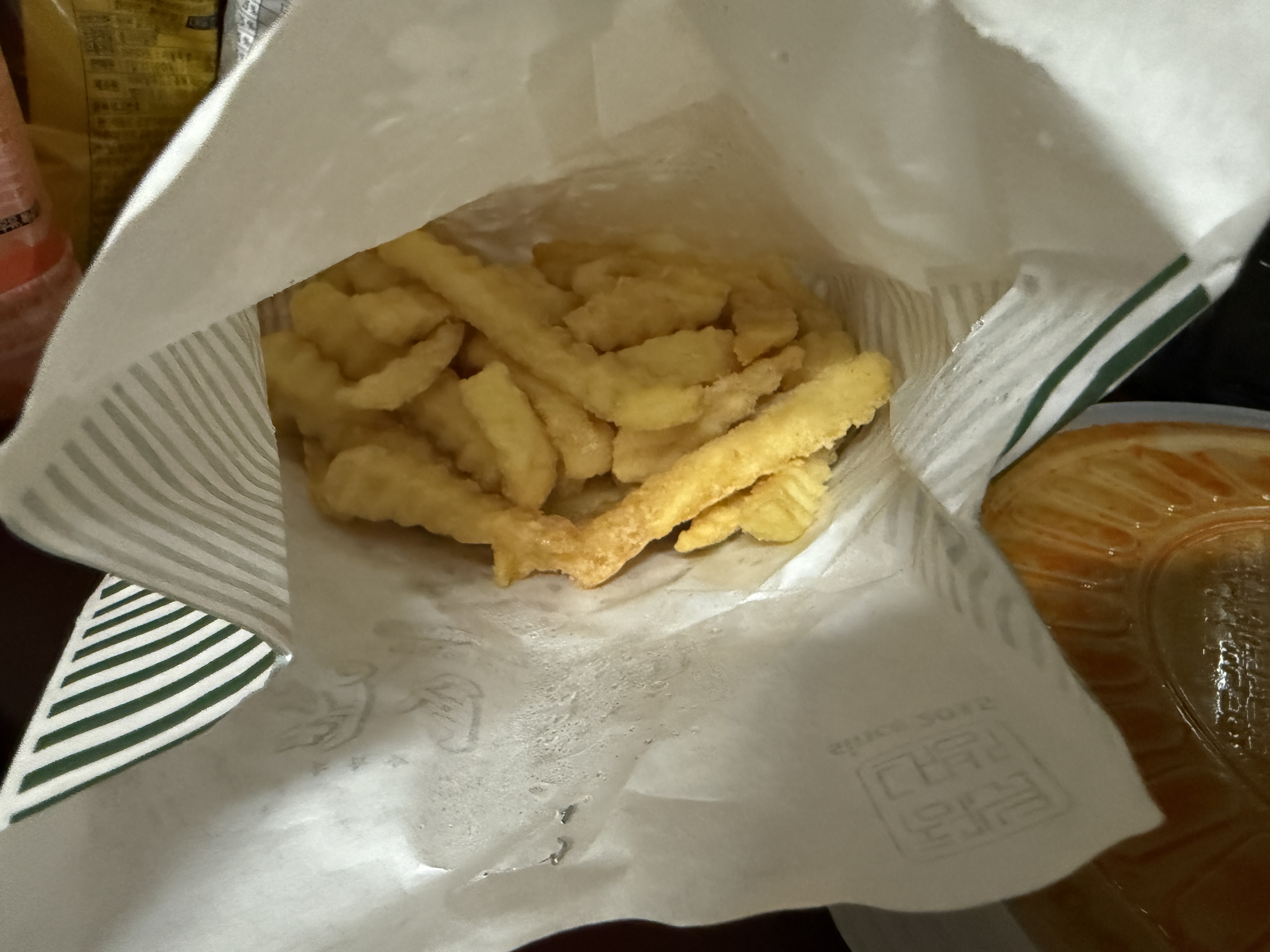 [잡담] 어제 저녁에 떡볶이 먹었는데 넘 맛있다 | 인스티즈
