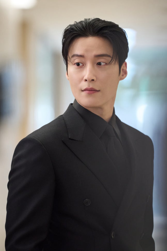 [정보/소식] 허남준 저점매수 성공하셨나요?…'멋진 신세계' 로맨스 주가 상승 [IS포커스] | 인스티즈