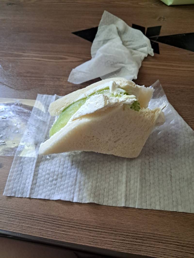 [잡담] 과일 산도 빵인데 존맛이다 | 인스티즈