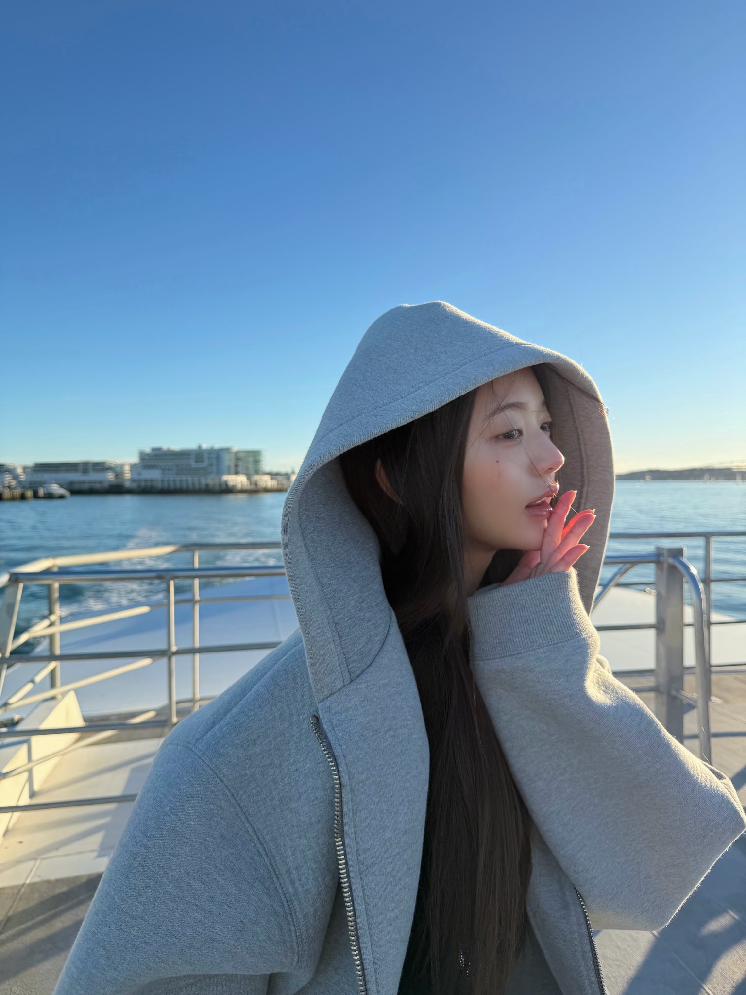 [잡담] 260621 장원영 인스타 🌊 🧜‍♀️ 🐋🦈 | 인스티즈