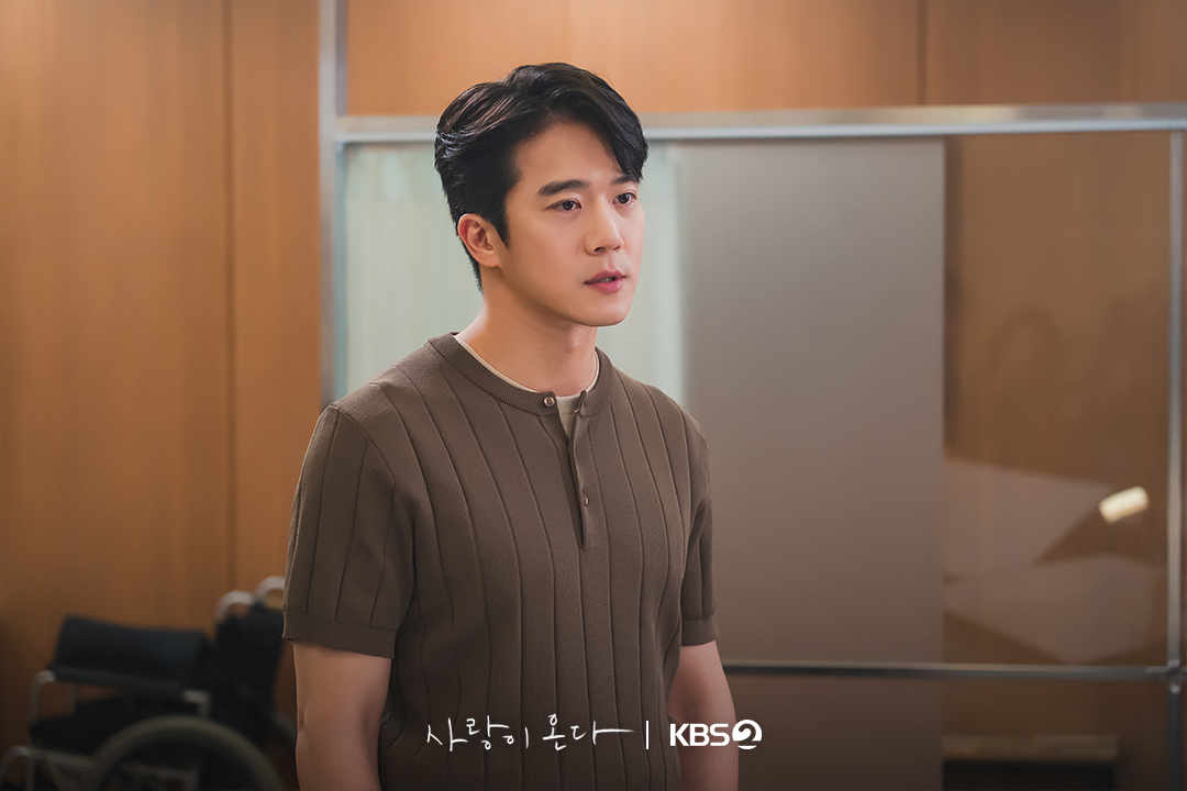 [잡담] 사랑이온다) 8년 만에 다시 마주한 첫사랑💛이별의 상처를 품고 돌아온 김무진 | 인스티즈