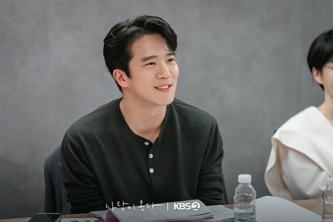 [잡담] 사랑이온다) 첫 만남부터 완성된 케미✨따뜻한 웃음과 설렘이 가득했던 대본리딩 현장📖 | 인스티즈
