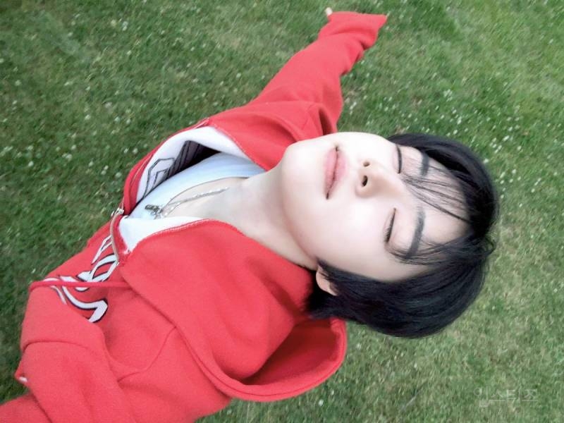 어린 시절이랑 진짜 똑같이 정변한 신인 남돌 미모 수준.jpg | 인스티즈