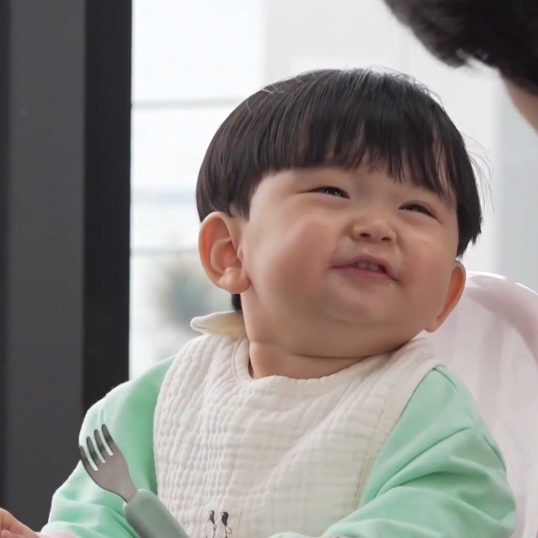 [잡담] 어떻게 뽀뽀를 참지? | 인스티즈