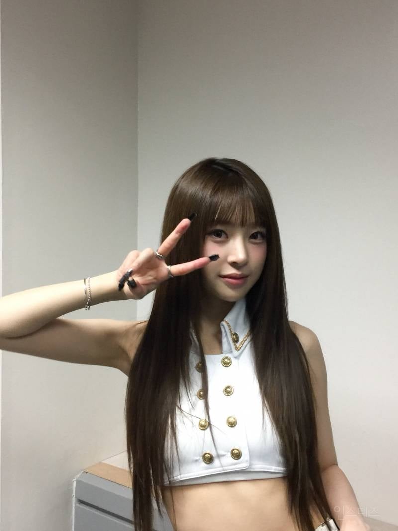 알유넥 지현 데뷔 이후 근황 사진.jpg | 인스티즈