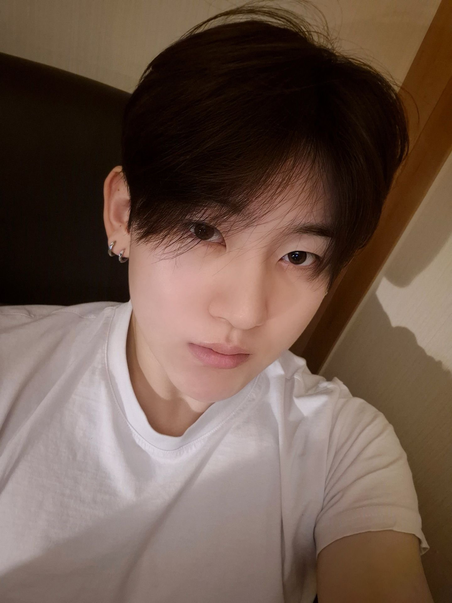 [잡담] 쌩얼 미남 계훈이 | 인스티즈