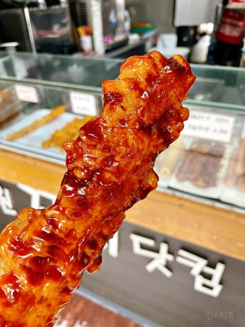 요즘은 없어서 못 먹는다는 후라이드 닭꼬치 | 인스티즈
