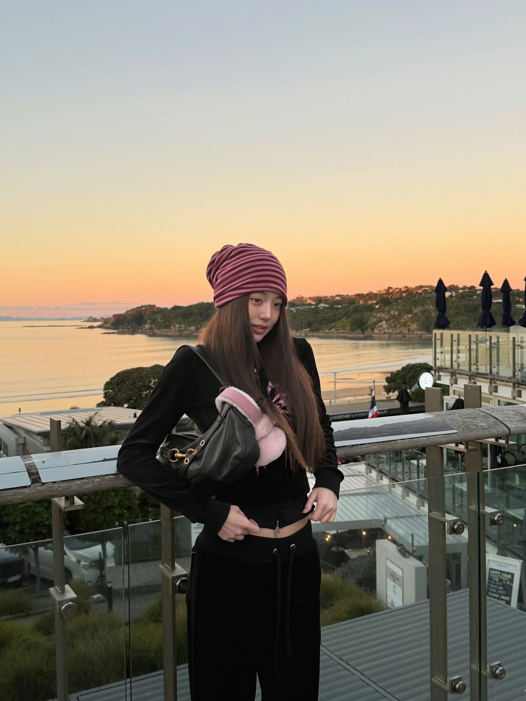 [잡담] 260622 장원영 인스타🌺🏝️🖤🩷 | 인스티즈