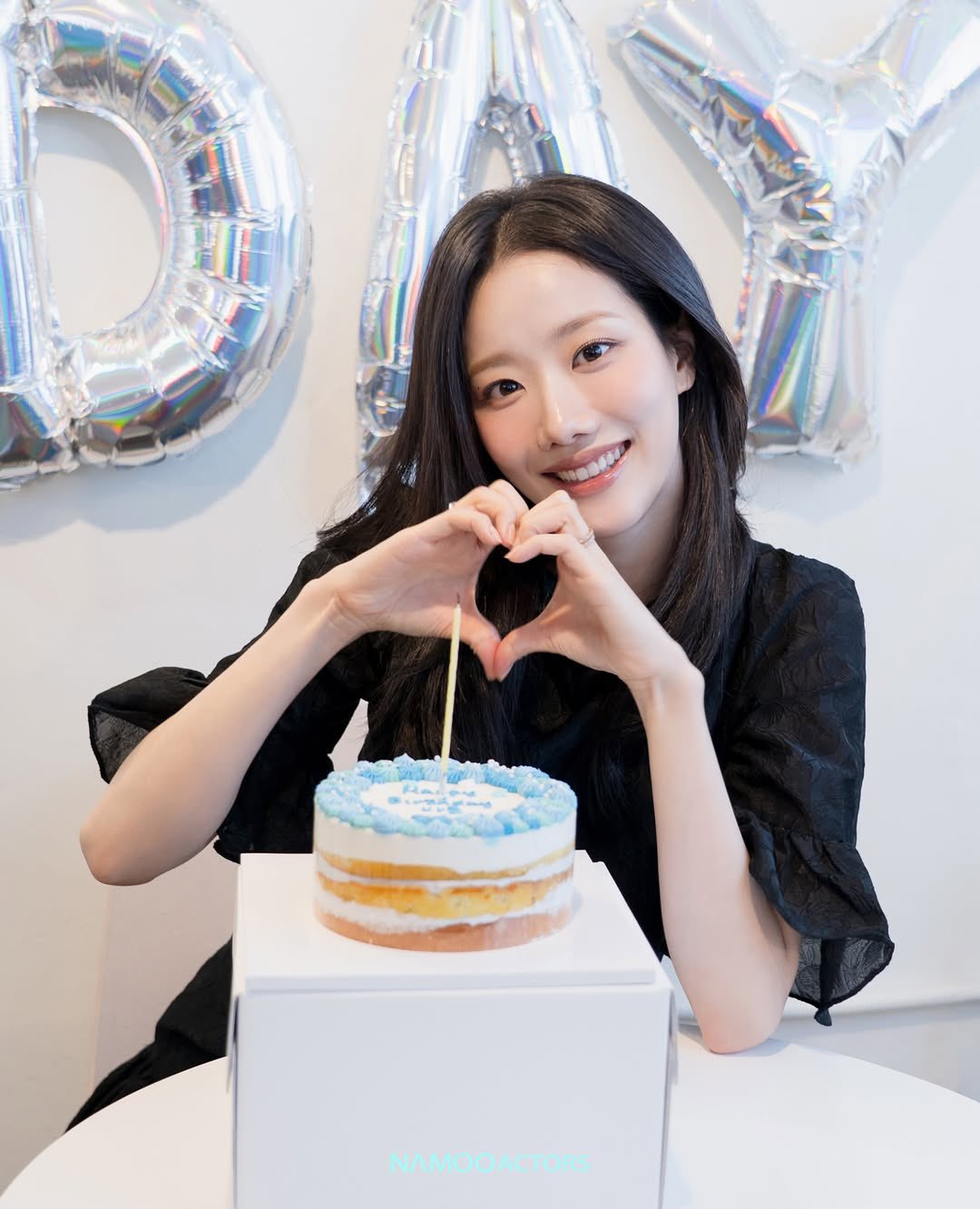 [잡담] 이나은은 나무가서 찍는게 없네.. | 인스티즈