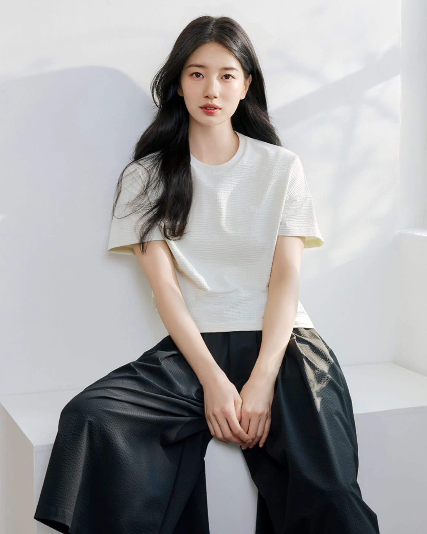 [잡담] 수지) 260623 k2 공식 인스타 올린 수지 화보 사진 | 인스티즈