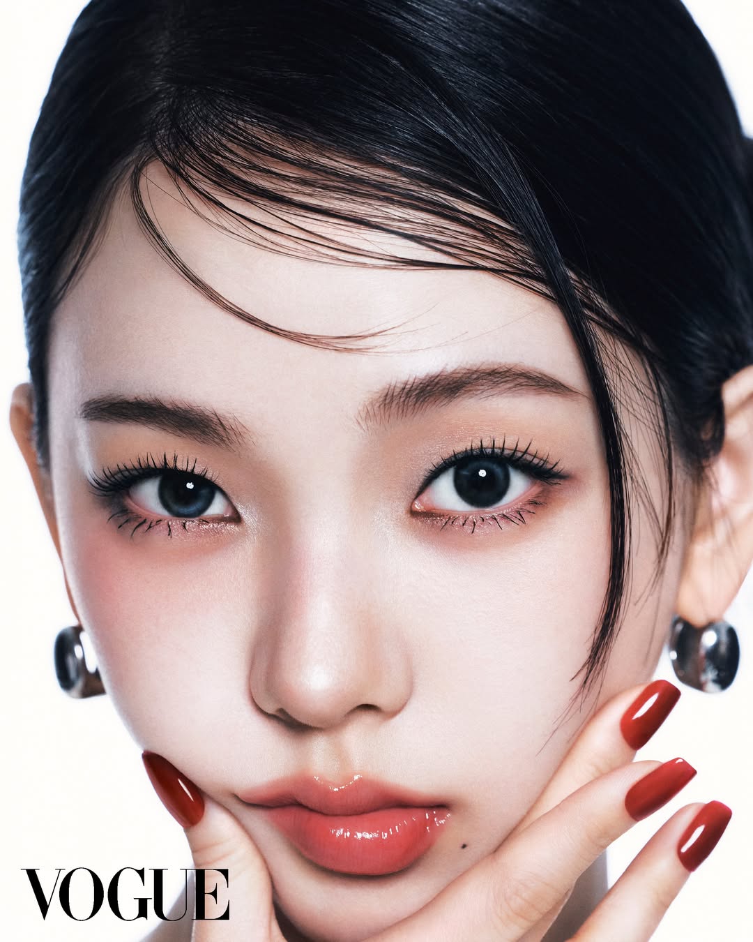 [잡담] 260623 카리나 VOGUE x샤넬 뷰티 화보 | 인스티즈